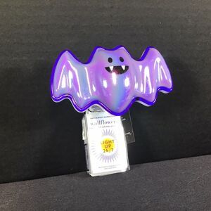 Bath and Body Works NEON PURPLE BAT Wallflower Nightlight Halloween 2022 NEW
